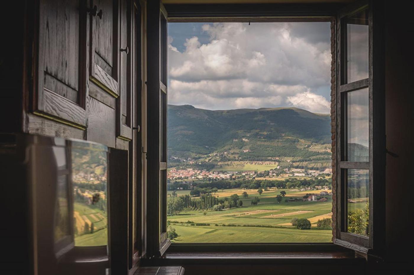 Fonte Chiara Villa Gubbio Dış mekan fotoğraf